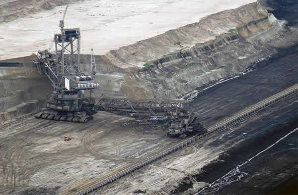 Coal-Mine-Excavating-Sustainability-Trends